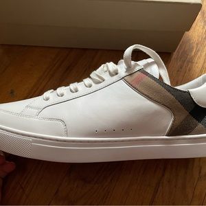 Burberry Mens Sneakers 42